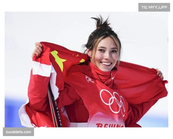 谷爱凌透露已从膝伤中完全恢复,正为2026年冬奥会新项目做准备